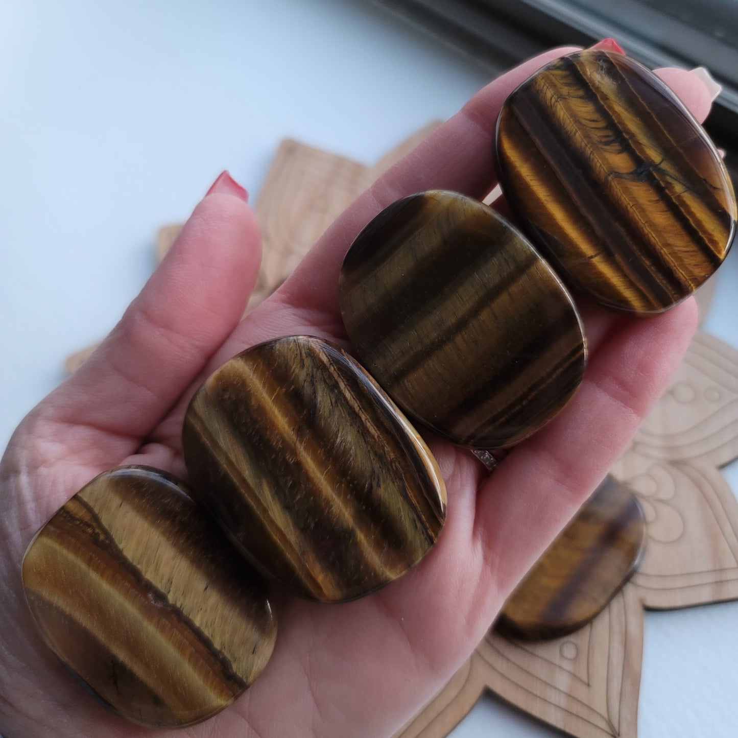 Tiger's Eye Flat Stone|| confidence, courage, energy