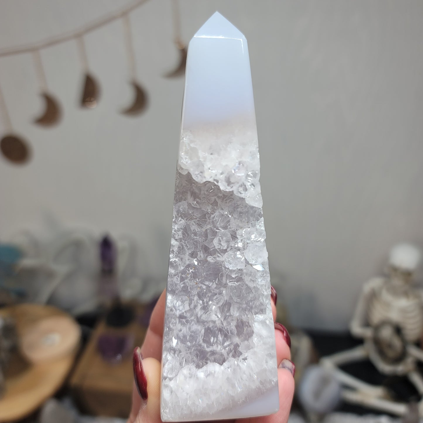 Druzy Agate Obelisk, Brazil - 001